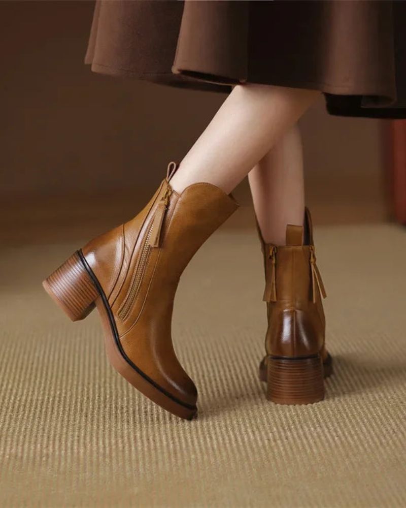 Lefèvre™ Botte en cuir noire avec un talon confortable, élégante et intemporelle