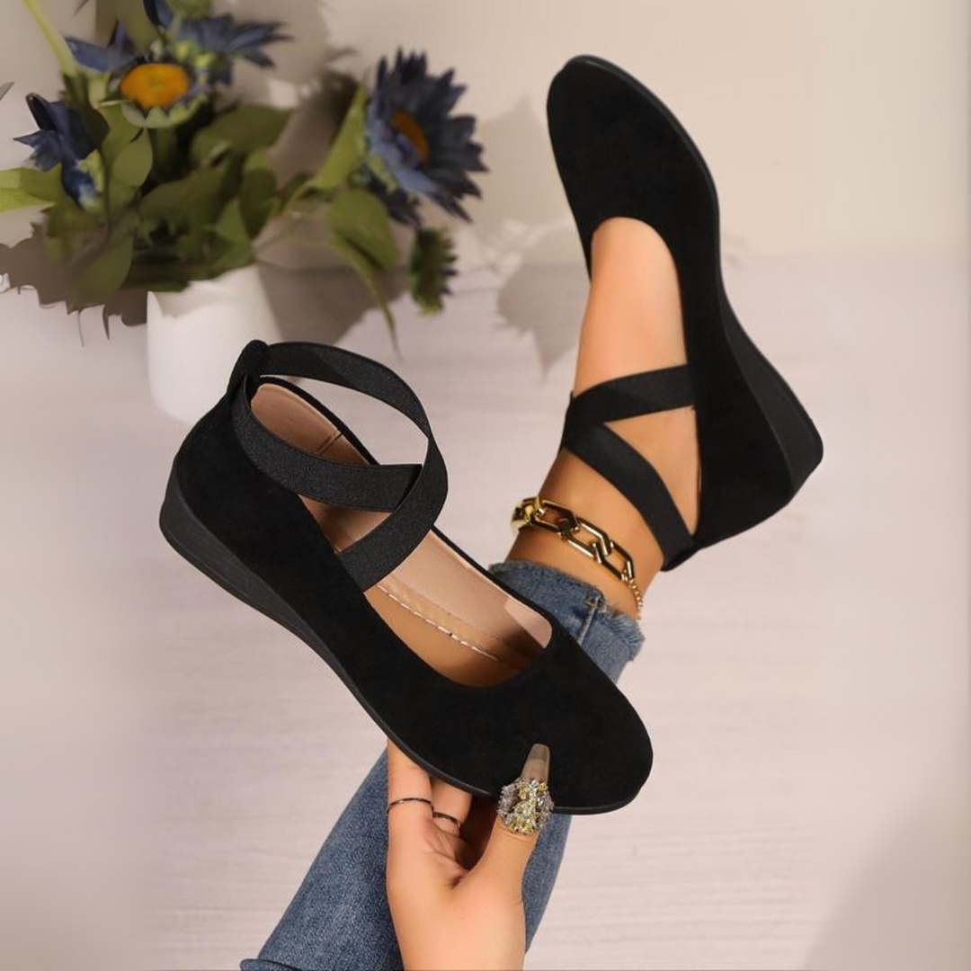 Lefèvre™ Closed Wedge Heels