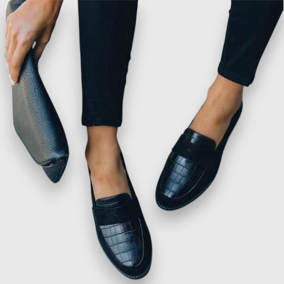 Sara™ | Elegant Moccasin