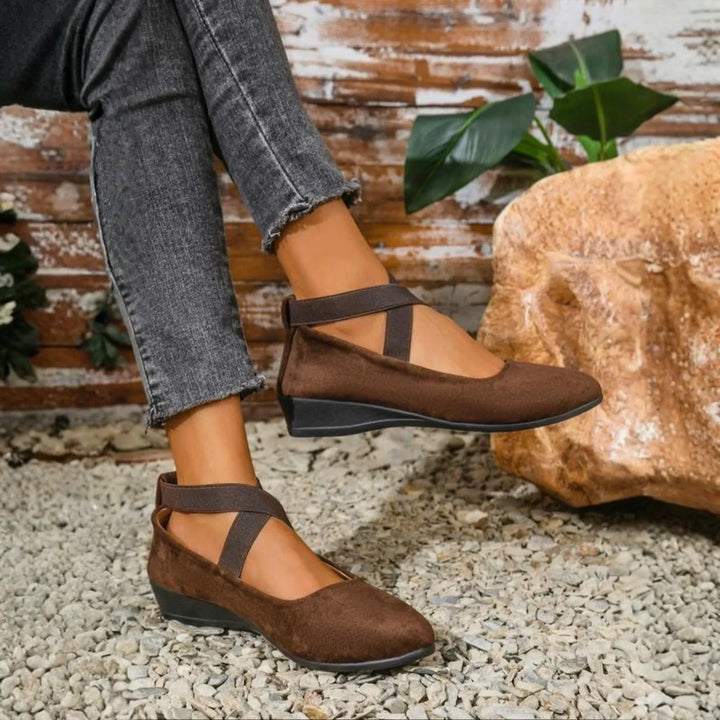 Lefèvre™ Closed Wedge Heels